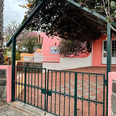 Nyaraló Falesia Gardens Caniço