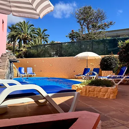 Falesia Gardens Nyaraló Caniço