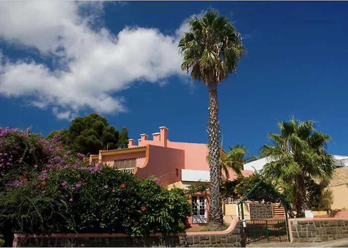 Falesia Gardens Feriehus