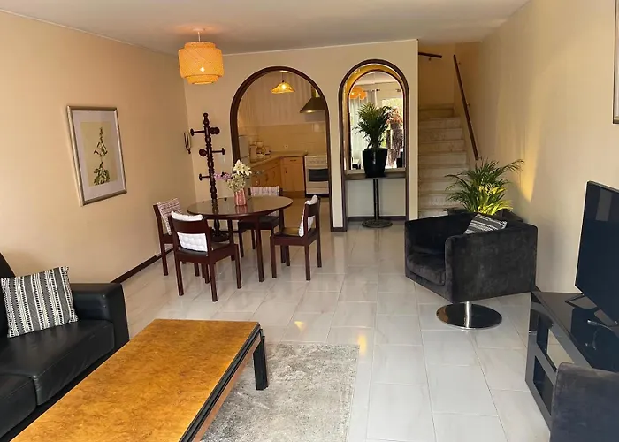 Falesia Gardens Feriehus