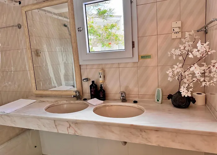 Falesia Gardens * Caniço