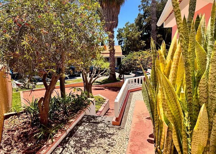 Falesia Gardens Vakantiehuis *