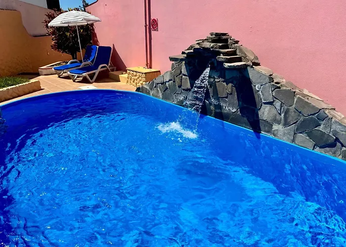 Falesia Gardens Feriehus Caniço