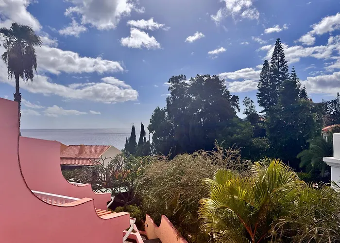 Falesia Gardens Feriehus *