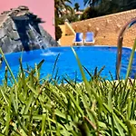 Falesia Gardens カニコ