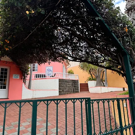度假居 Falesia Gardens 卡尼索