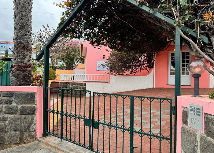 Dom wakacyjny Falesia Gardens Caniço