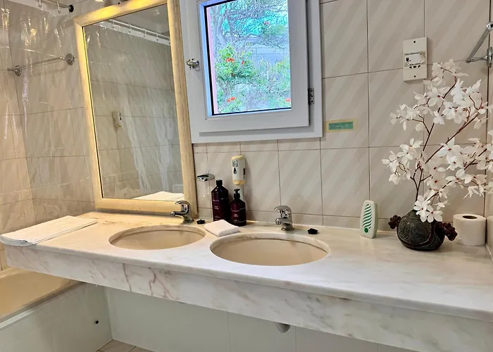 Dom wakacyjny Falesia Gardens Caniço